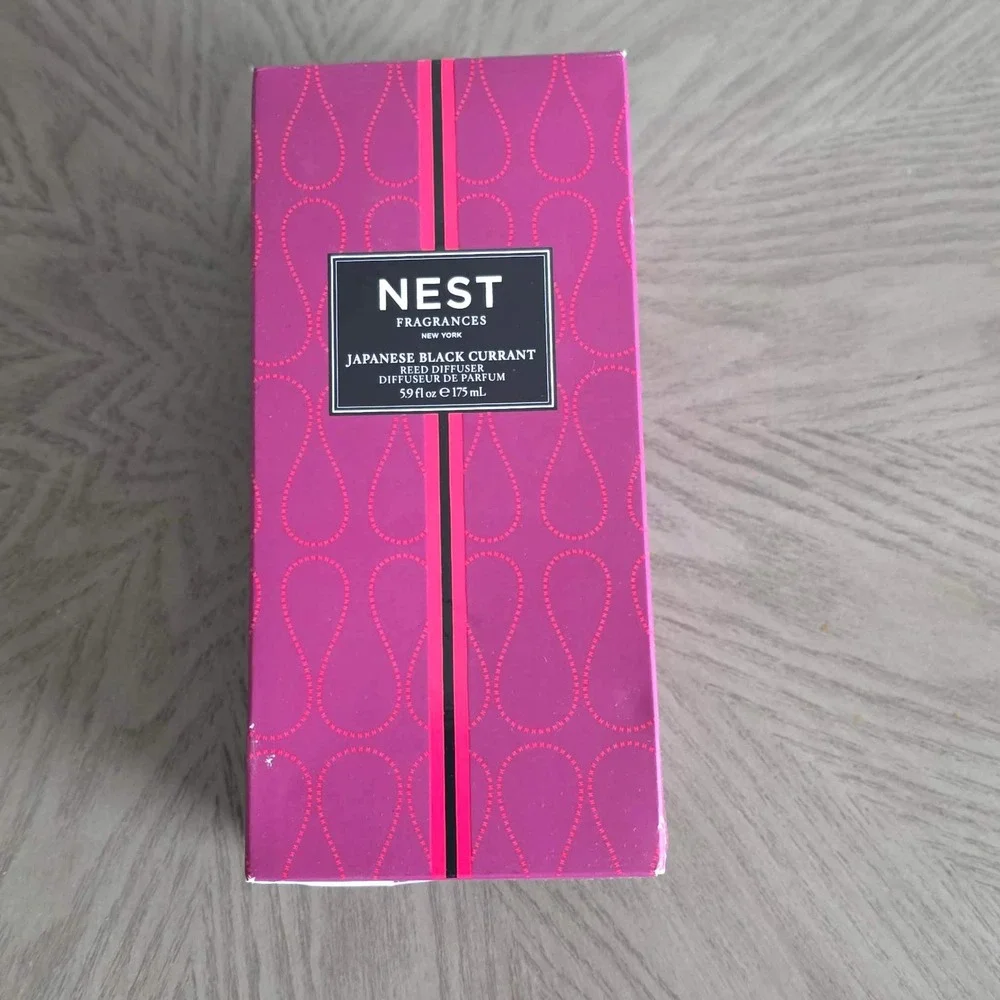 NEST New York Japanese Black Currant Reed Diffuser 5.9 oz Home Fragrance Set